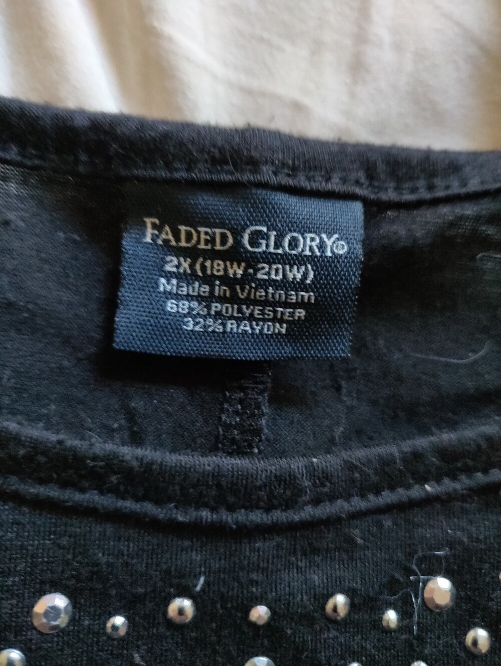 Faded Glory Black Short Sleeve Crew Neck T‑Shirt with Stud Accents